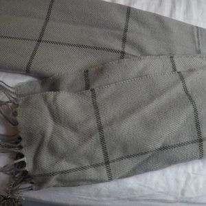 Grey scarf